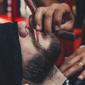 barber-barbershop-facial-hair-2521978.jpg